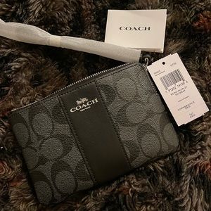 NWT Coach Wristlet